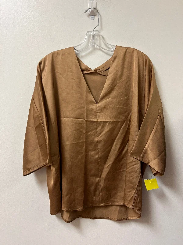 Top Short Sleeve By Banana Republic In Brown, Size: M